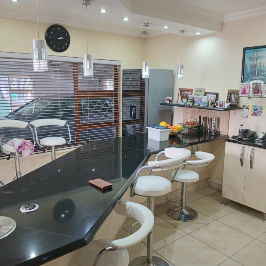 4 Bedroom Property for Sale in Dorchester Heights Eastern Cape